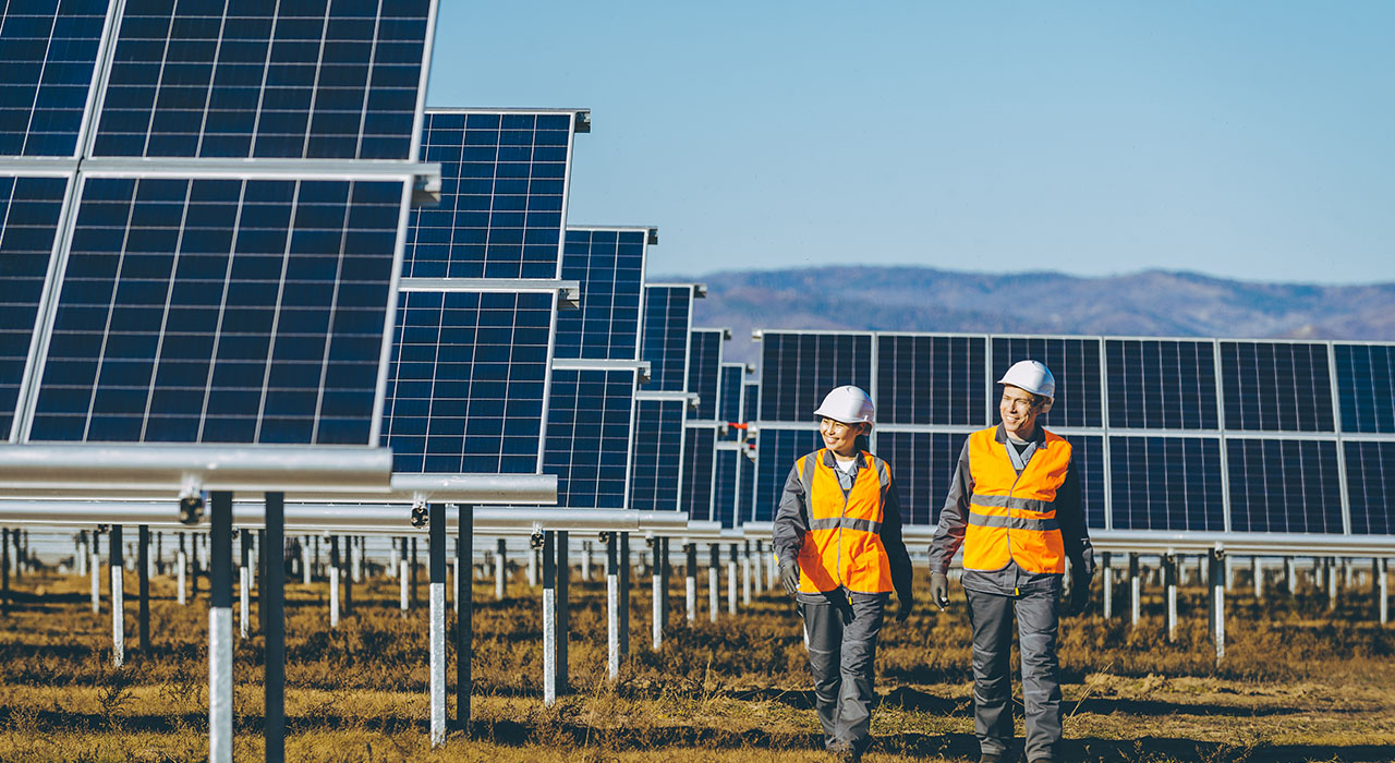 ingeniería de plantas fotovoltaicas ALR Group Servicio Líder en Energías Renovables